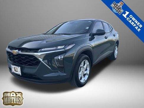 Used 2025 Chevrolet Trax LS w/ LS Convenience Package image 1