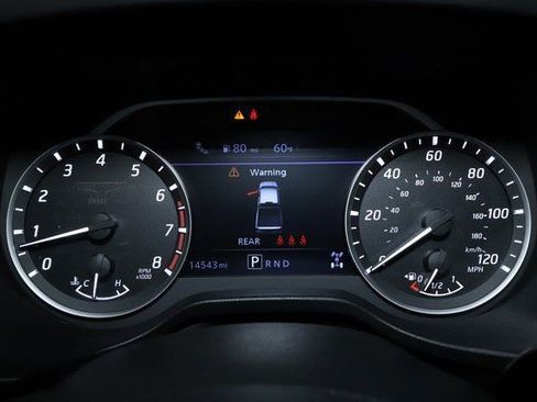 Used 2024 Nissan Titan SV w/ SV Convenience Package image 24