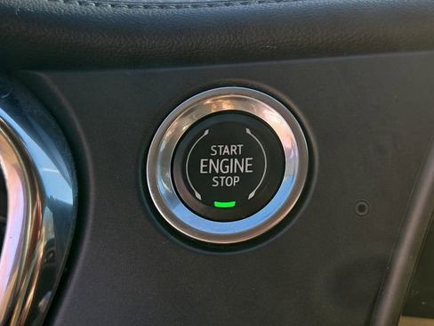 Used 2019 Chevrolet Blazer LT image 26