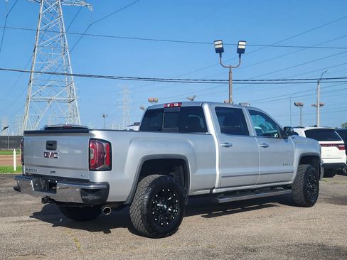 Used 2017 GMC Sierra 1500 SLT w/ SLT Premium Package AWD/4WD image 12