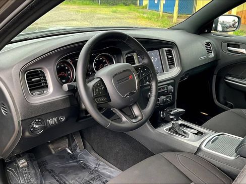 Used 2023 Dodge Charger SXT w/ Cold Weather Package RWD image 18