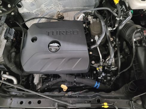 Used 2022 Chevrolet TrailBlazer LT AWD/4WD image 30