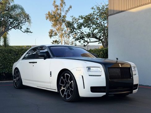 Used 2011 Rolls-Royce Ghost image 2