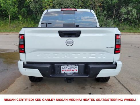 Certified 2025 Nissan Frontier SV w/ SV Convenience Package AWD/4WD image 4