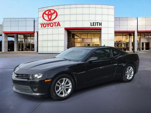 Used 2014 Chevrolet Camaro LT image 1