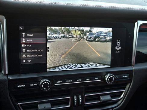 Used 2021 Porsche Macan GTS image 20