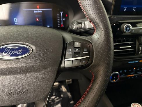 Used 2024 Ford Escape ST-Line AWD/4WD image 25
