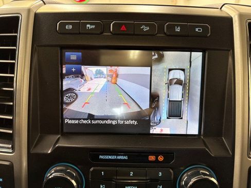 Used 2021 Ford F250 Lariat image 31