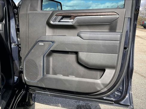 Used 2025 GMC Sierra 1500 Elevation image 29