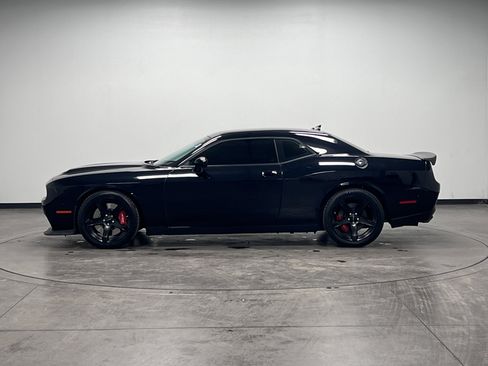 Used 2022 Dodge Challenger SRT Hellcat Redeye image 5