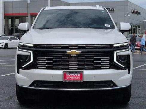Used 2025 Chevrolet Tahoe High Country AWD/4WD image 4