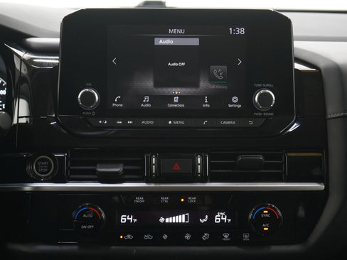 Used 2022 Nissan Pathfinder S AWD/4WD image 18