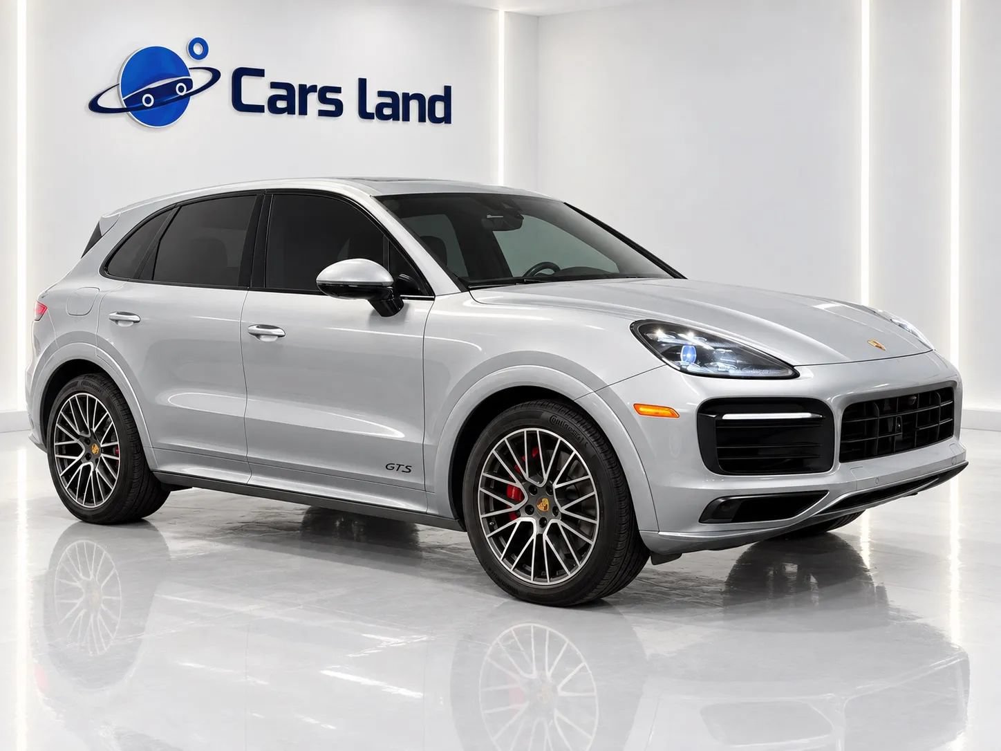 Used 2021 Porsche Cayenne GTS AWD/4WD image 2