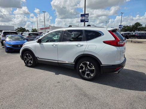 Used 2019 Honda CR-V Touring image 11