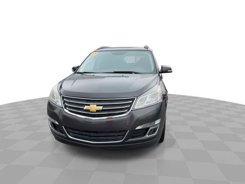 Used 2015 Chevrolet Traverse LT w/ Style and Technology Package AWD/4WD image 3