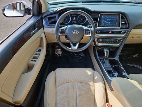 Used 2018 Hyundai Sonata Limited FWD image 10