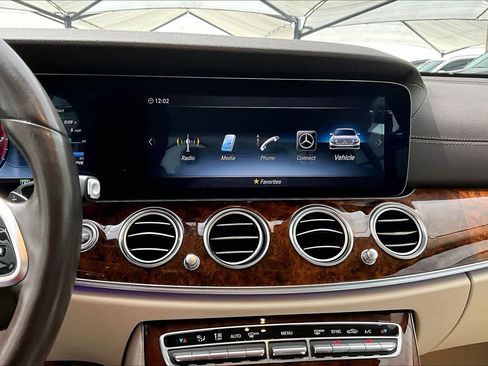 Certified 2020 Mercedes-Benz E 350 4MATIC Sedan image 36