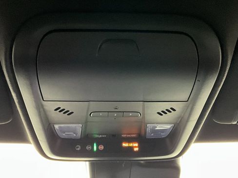 Used 2019 Cadillac XT4 Premium Luxury w/ Cold Weather Package image 13