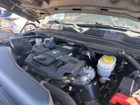 Used 2019 RAM 2500 Laramie AWD/4WD image 20