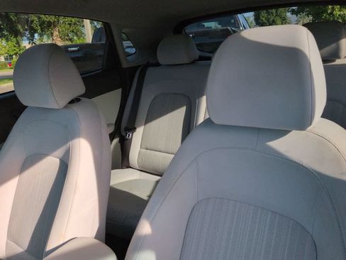 Used 2022 Hyundai Kona SEL FWD image 8