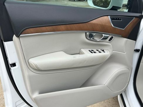 Used 2017 Volvo XC90 T6 Inscription w/ Vision Package image 10