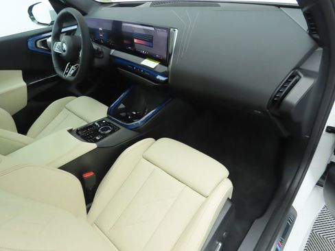 New 2026 BMW X3 xDrive30 w/ Premium Package image 18