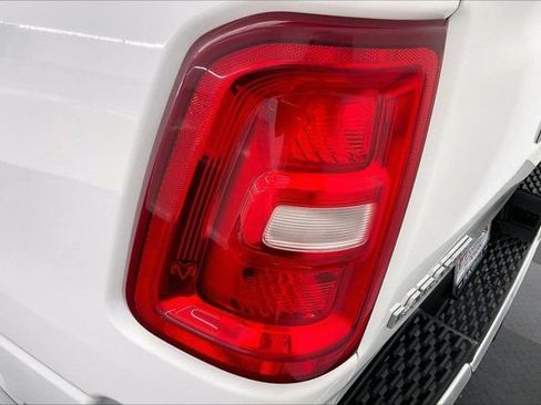 Used 2025 RAM 1500 Laramie AWD/4WD image 30