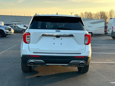 Used 2023 Ford Explorer Limited w/ Limited Technology Package image 6