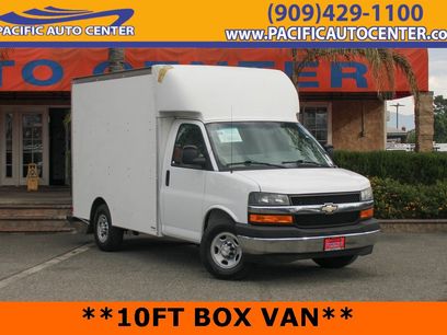 Used 2018 Chevrolet Express 3500 w/ Chrome Appearance Package