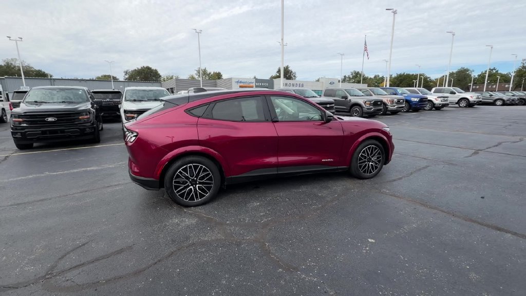 Used 2025 Ford Mustang Mach-E Premium AWD/4WD image 47