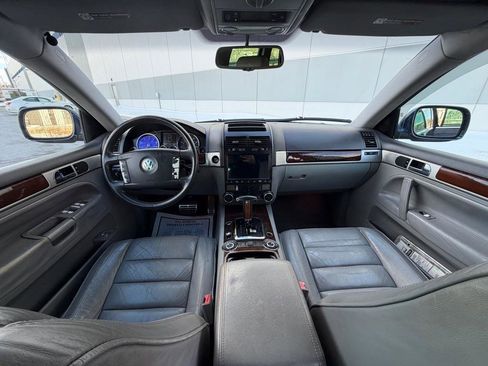 Used 2004 Volkswagen Touareg V8 image 25