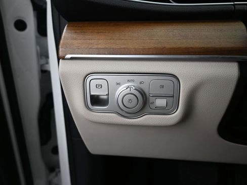 Used 2025 Mercedes-Benz GLE 350 4MATIC image 19