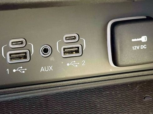 Certified 2023 Jeep Grand Cherokee Laredo w/ Luxury Tech Group I AWD/4WD image 34