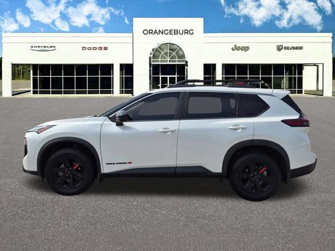 Used 2025 Nissan Rogue SV w/ Rock Creek Premium Package AWD/4WD image 6