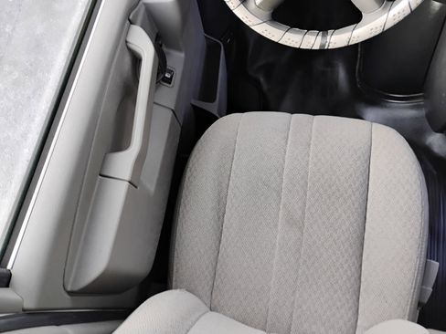 Used 2016 GMC Savana 2500 image 54