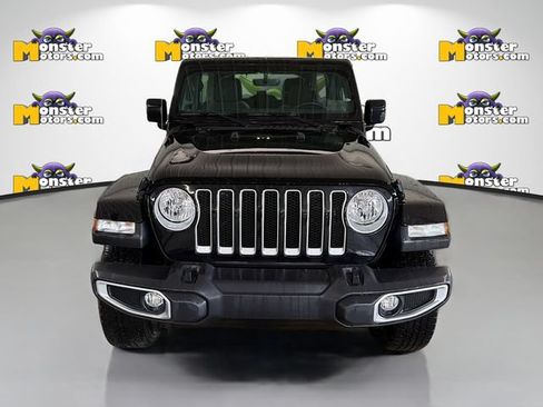 Used 2023 Jeep Wrangler Unlimited Sahara w/ Cold Weather Group AWD/4WD image 2