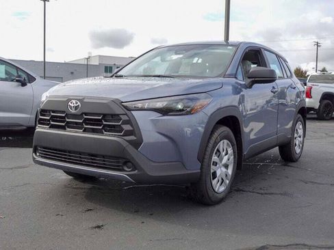 New 2026 Toyota Corolla Cross L image 7
