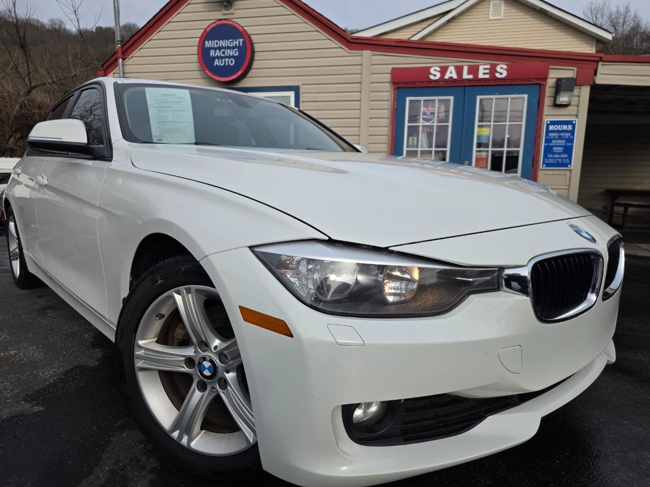 Used 2014 BMW 328d xDrive Sedan AWD/4WD image 2