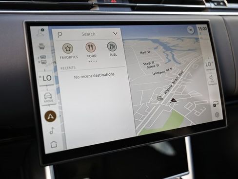 New 2025 Land Rover Range Rover SE image 41