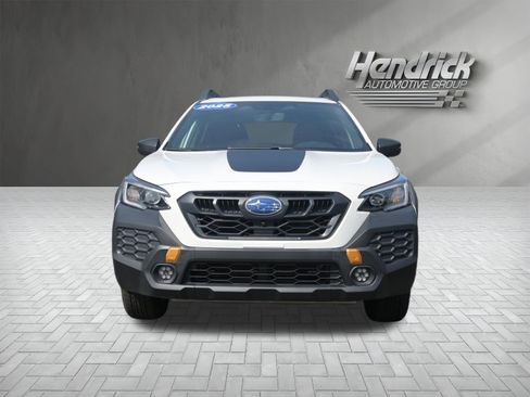 Used 2025 Subaru Outback Wilderness AWD/4WD image 3