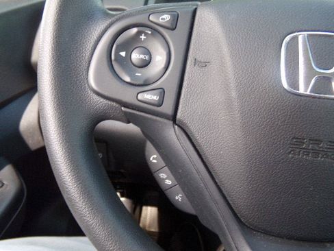 Used 2016 Honda CR-V LX image 19