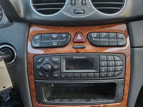 Used 2004 Mercedes-Benz CLK 500 CLK 500 COUPE 2D image 21