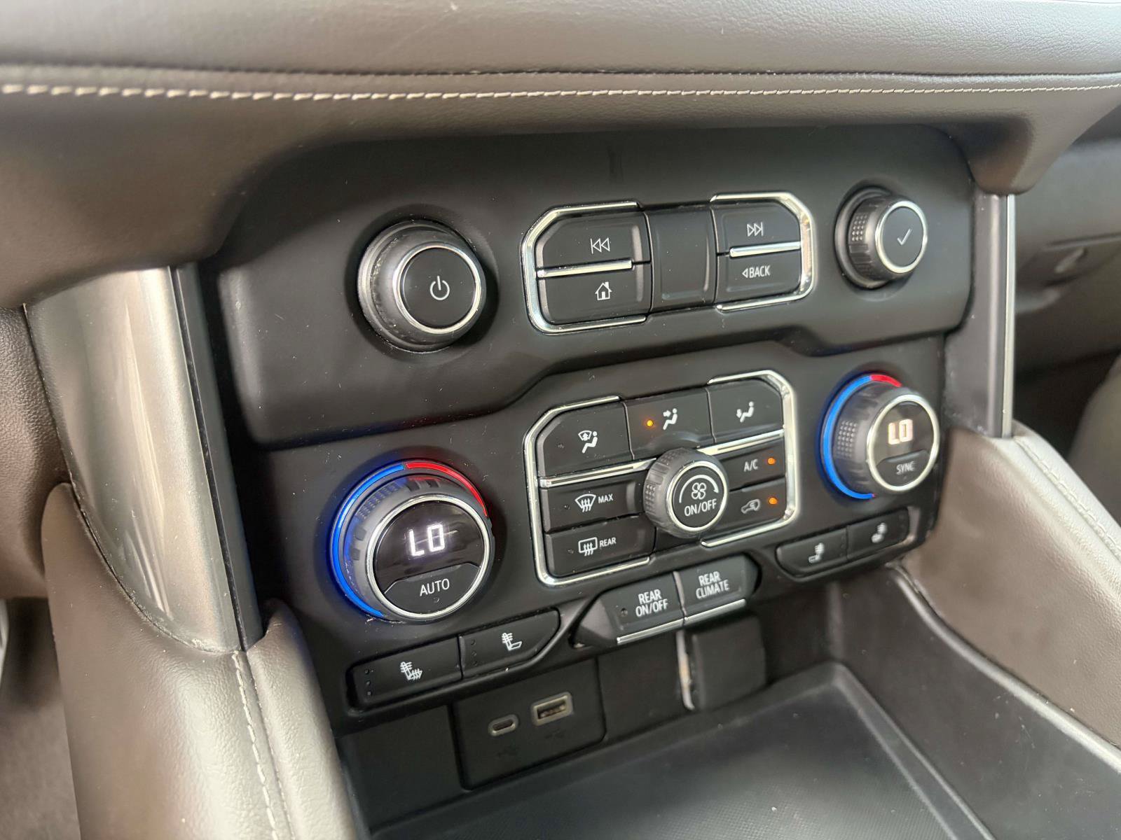 Used 2021 Chevrolet Tahoe Z71 AWD/4WD image 15