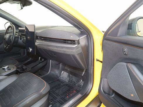 Used 2022 Ford Mustang Mach-E GT image 53