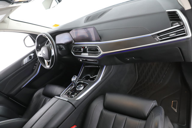Used 2019 BMW X7 xDrive40i w/ Cold Weather Package AWD/4WD image 39