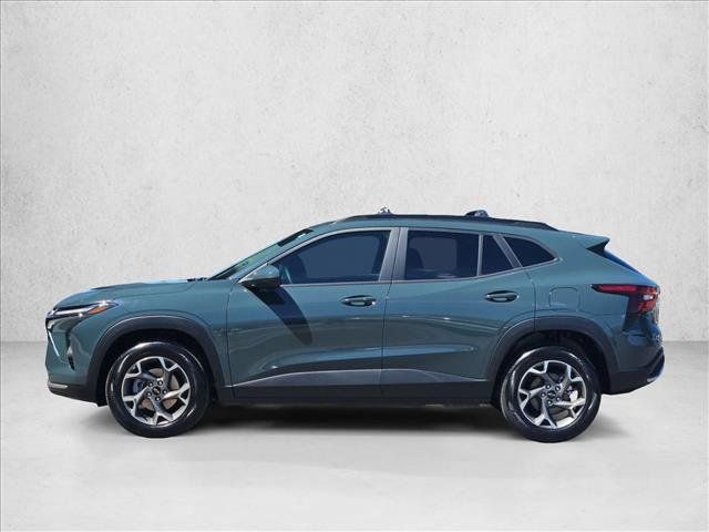 Used 2026 Chevrolet Trax LT w/ Driver Confidence Package FWD image 5