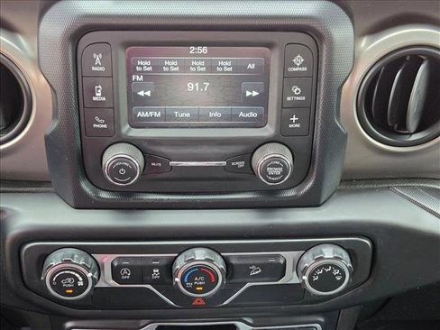 Used 2019 Jeep Wrangler Sport AWD/4WD image 14