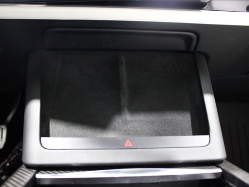 Used 2022 Tesla Model S Plaid image 12