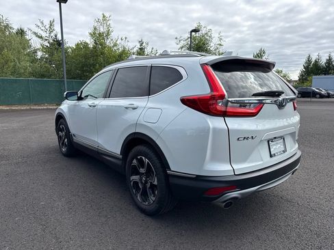 Used 2019 Honda CR-V Touring image 5
