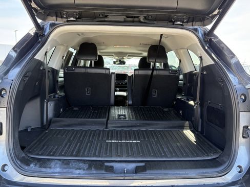 Used 2023 Toyota Highlander XLE image 24